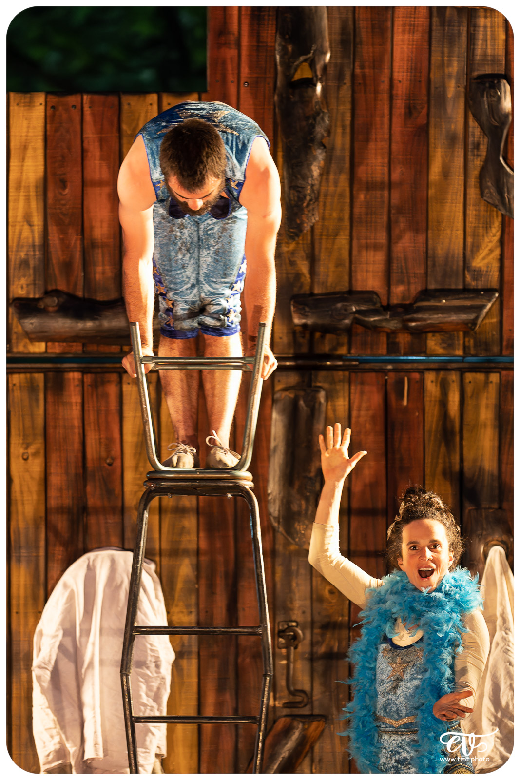 DE CHAIR ET D'ACIER (CIE 100 RACINES)